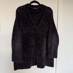 Zara Charcoal V-Neck Knit Sweater